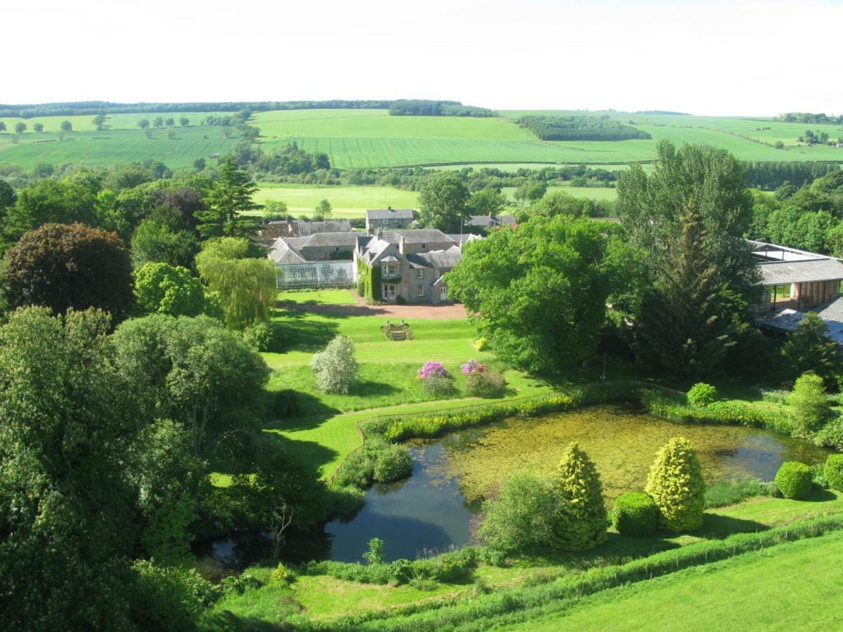Newton Farmhouse B & B Jedburgh Exterior photo